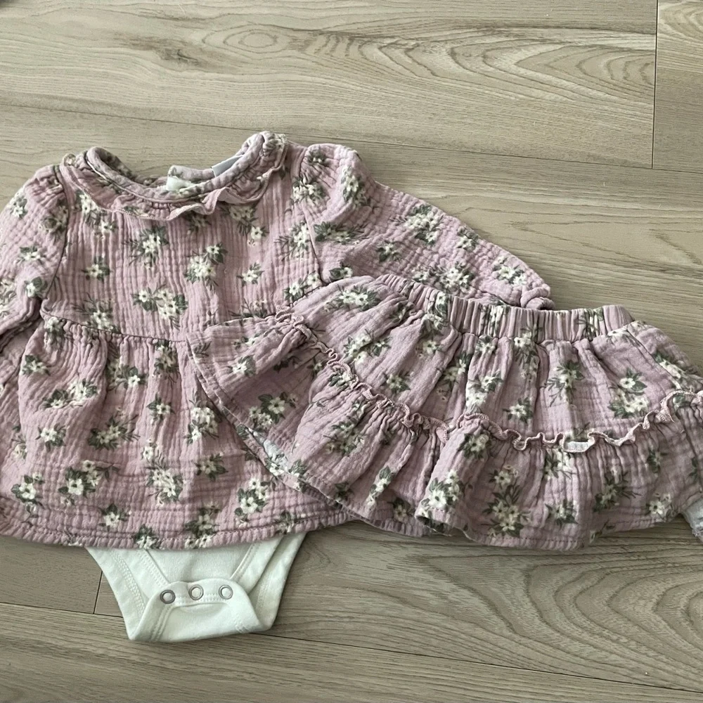 Nicole Miller Baby Onesie Bundle
